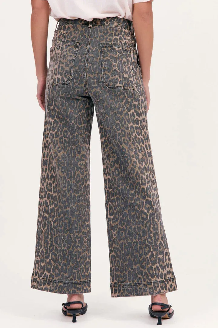 Evie Leopard Print Jean